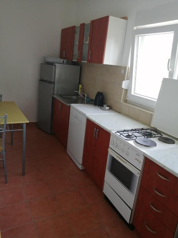Apartments Mirana Ljubac  Ngoại thất bức ảnh