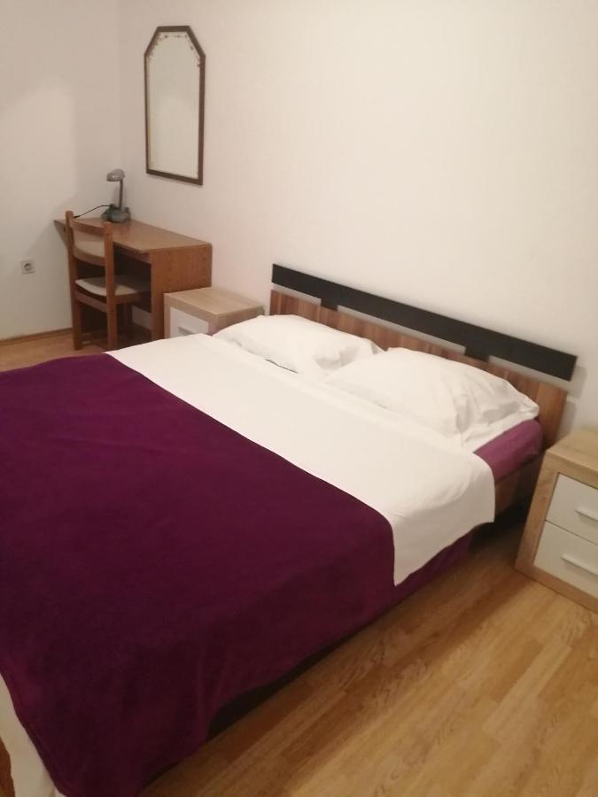 Apartments Mirana Ljubac  Ngoại thất bức ảnh