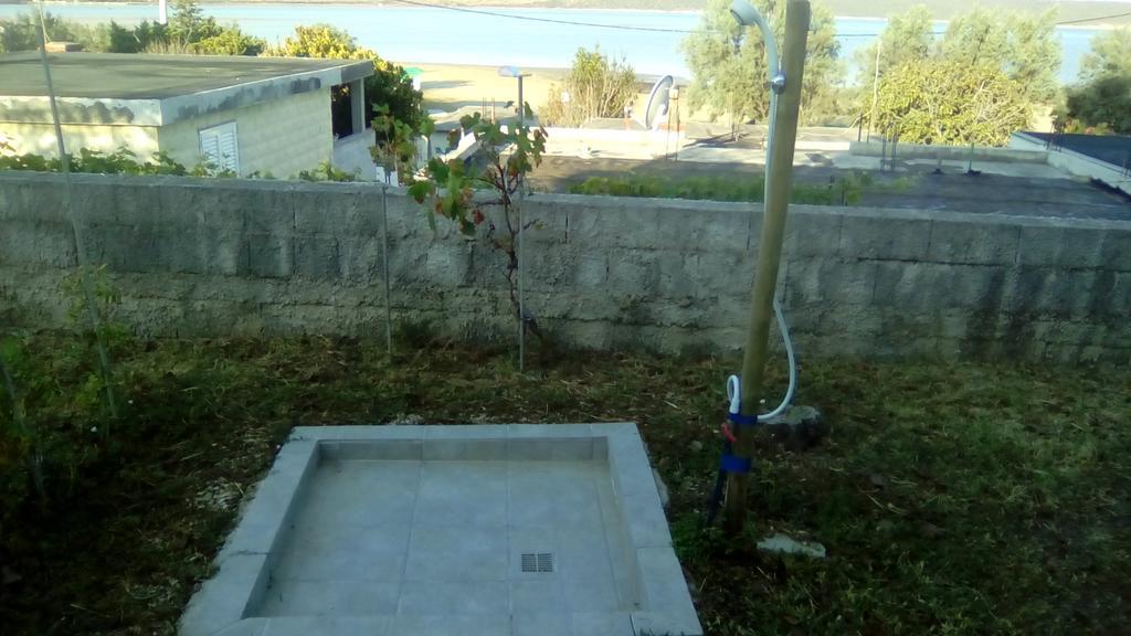 Apartments Mirana Ljubac  Ngoại thất bức ảnh