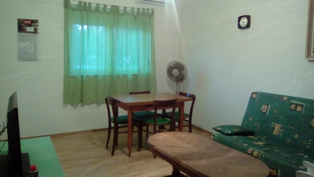 Apartments Mirana Ljubac  Ngoại thất bức ảnh